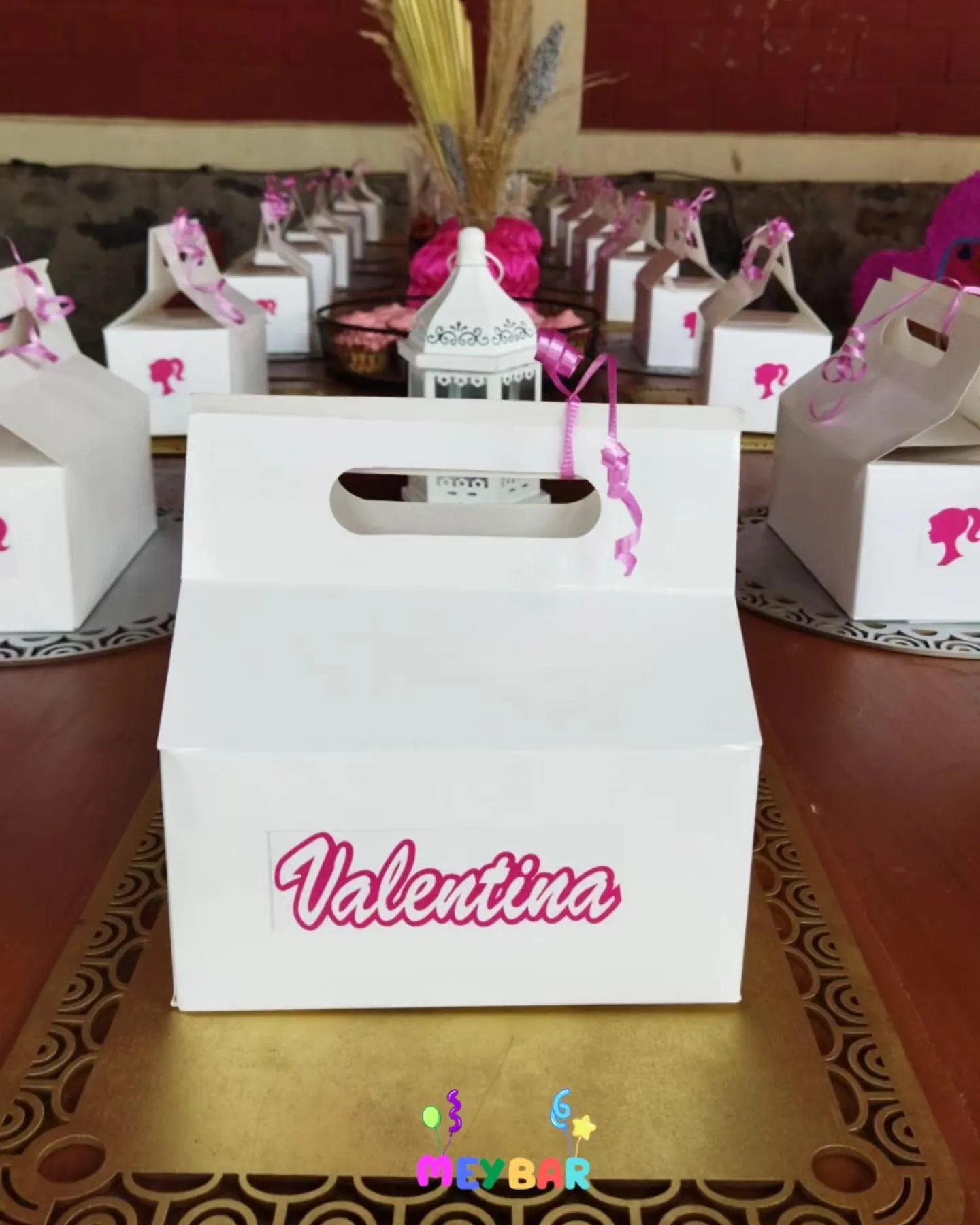 Cajas personalizadas en montaje infantil